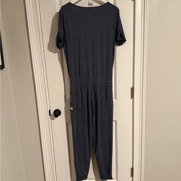 Vuori All Day Jumpsuit Azure Heather M - Picture 6 of 9